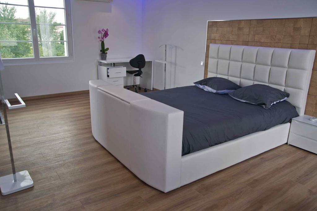 Bed and Breakfast Moulin Des Tours Barbaste Exteriér fotografie