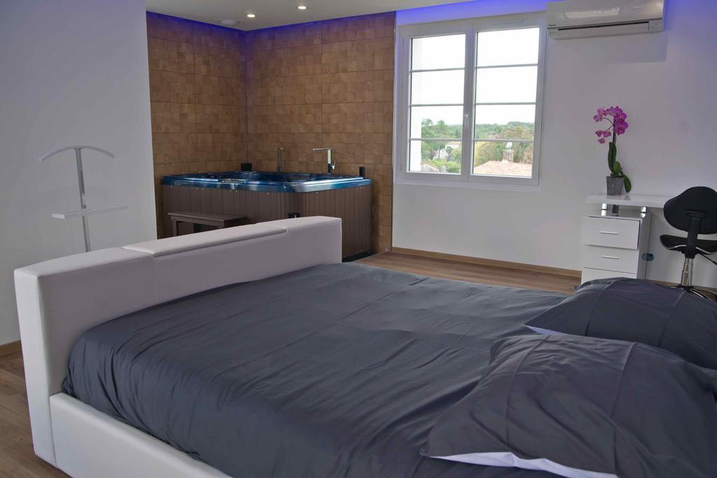 Bed and Breakfast Moulin Des Tours Barbaste Exteriér fotografie